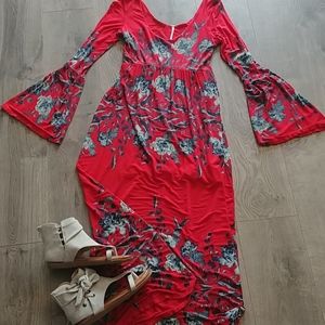 Gorgeous Free People floral Maxi Dtess